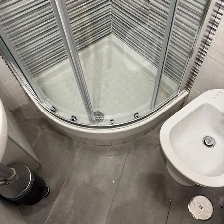 Be Your - Mazzini 144 Řím